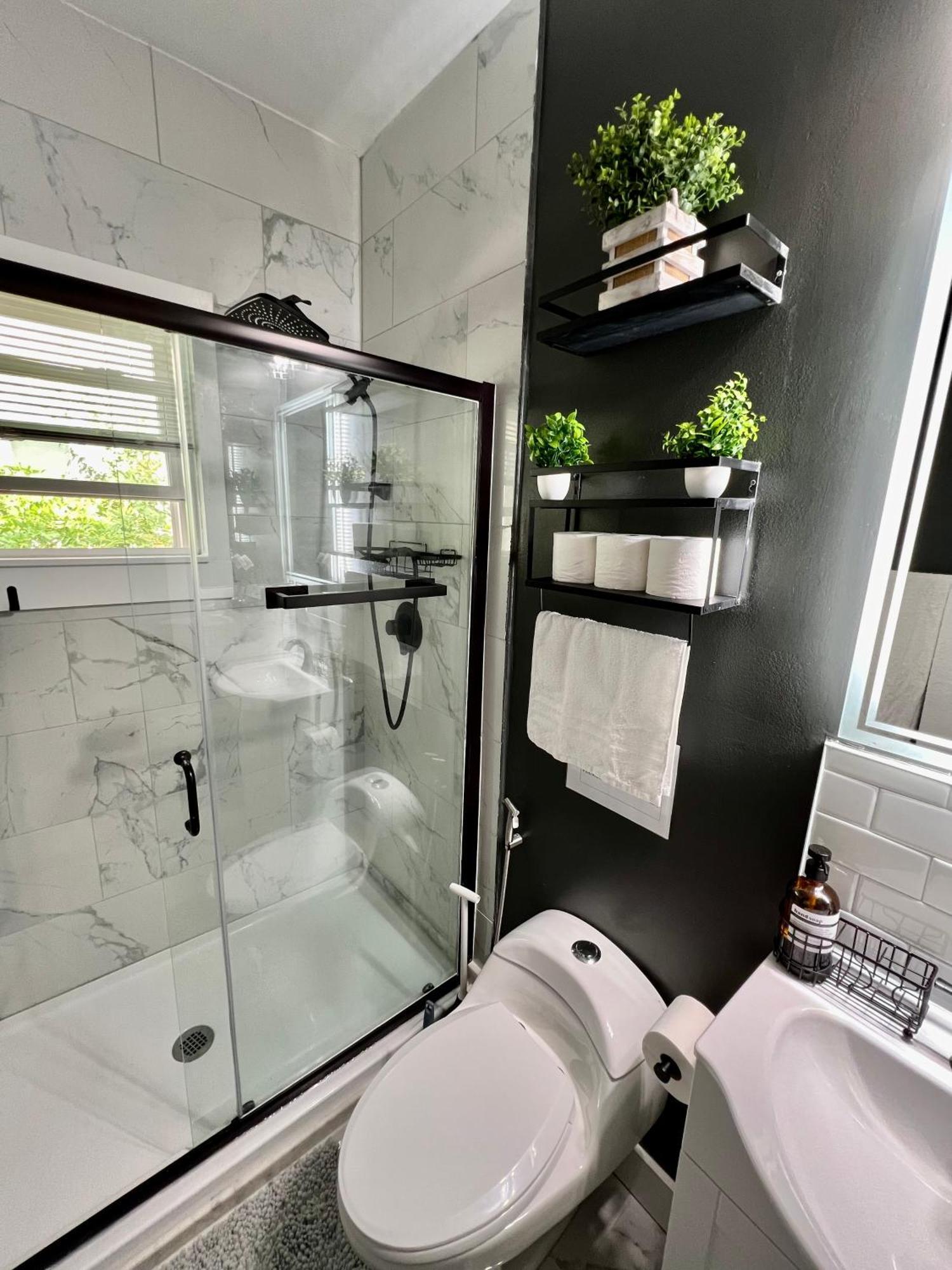 Charming 2Br 2Ba 10 Min Dt Airport By Lsp Homes Atlanta Bagian luar foto